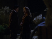 extant_StarTrek_VOY_6x17-SpiritFolk_00876.jpg