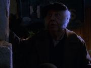 extant_StarTrek_VOY_6x17-SpiritFolk_00891.jpg