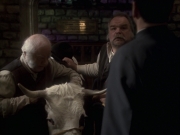 extant_StarTrek_VOY_6x17-SpiritFolk_01168.jpg
