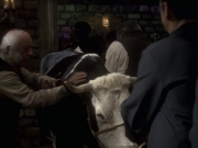 extant_StarTrek_VOY_6x17-SpiritFolk_01180.jpg