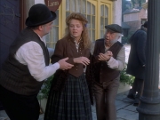 extant_StarTrek_VOY_6x17-SpiritFolk_01205.jpg