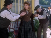 extant_StarTrek_VOY_6x17-SpiritFolk_01211.jpg