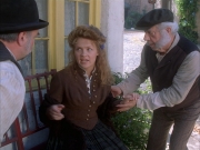 extant_StarTrek_VOY_6x17-SpiritFolk_01219.jpg