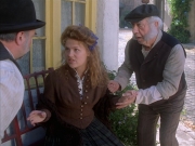 extant_StarTrek_VOY_6x17-SpiritFolk_01221.jpg
