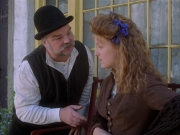 extant_StarTrek_VOY_6x17-SpiritFolk_01258.jpg