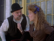 extant_StarTrek_VOY_6x17-SpiritFolk_01280.jpg
