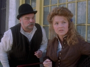 extant_StarTrek_VOY_6x17-SpiritFolk_01301.jpg
