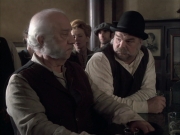 extant_StarTrek_VOY_6x17-SpiritFolk_01372.jpg