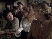 extant_StarTrek_VOY_6x17-SpiritFolk_01375.jpg