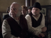 extant_StarTrek_VOY_6x17-SpiritFolk_01409.jpg