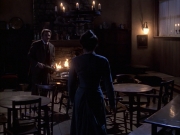 extant_StarTrek_VOY_6x17-SpiritFolk_01505.jpg