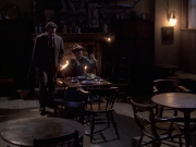 extant_StarTrek_VOY_6x17-SpiritFolk_01526.jpg