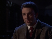 extant_StarTrek_VOY_6x17-SpiritFolk_01561.jpg