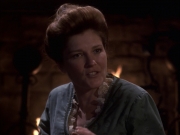 extant_StarTrek_VOY_6x17-SpiritFolk_01590.jpg
