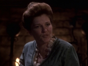 extant_StarTrek_VOY_6x17-SpiritFolk_01591.jpg