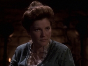 extant_StarTrek_VOY_6x17-SpiritFolk_01618.jpg