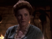 extant_StarTrek_VOY_6x17-SpiritFolk_01660.jpg