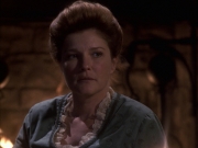 extant_StarTrek_VOY_6x17-SpiritFolk_01661.jpg