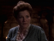extant_StarTrek_VOY_6x17-SpiritFolk_01705.jpg