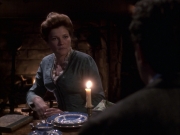 extant_StarTrek_VOY_6x17-SpiritFolk_01732.jpg