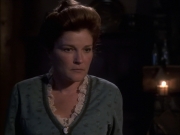extant_StarTrek_VOY_6x17-SpiritFolk_01740.jpg
