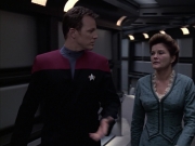 Filename=extant_StarTrek_VOY_6x17-SpiritFolk_01768.jpg
Filesize=152KiB
Dimensions=1200x900
Date added=Jan 02, 2020 extant_StarTrek_VOY_6x17-SpiritFolk_01768.jpg