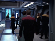 extant_StarTrek_VOY_6x17-SpiritFolk_01781.jpg