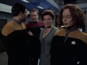 Filename=extant_StarTrek_VOY_6x17-SpiritFolk_01795.jpg
Filesize=162KiB
Dimensions=1200x900
Date added=Jan 02, 2020 extant_StarTrek_VOY_6x17-SpiritFolk_01795.jpg