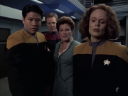 Filename=extant_StarTrek_VOY_6x17-SpiritFolk_01800.jpg
Filesize=165KiB
Dimensions=1200x900
Date added=Jan 02, 2020 extant_StarTrek_VOY_6x17-SpiritFolk_01800.jpg