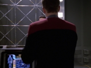 extant_StarTrek_VOY_6x17-SpiritFolk_01845.jpg