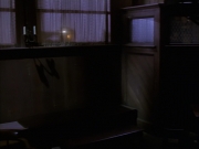 extant_StarTrek_VOY_6x17-SpiritFolk_02165.jpg