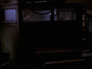 extant_StarTrek_VOY_6x17-SpiritFolk_02170.jpg