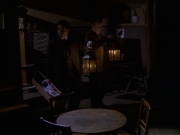 extant_StarTrek_VOY_6x17-SpiritFolk_02176.jpg
