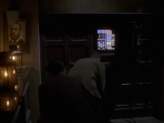 extant_StarTrek_VOY_6x17-SpiritFolk_02191.jpg