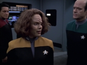 extant_StarTrek_VOY_6x17-SpiritFolk_02504.jpg
