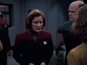 extant_StarTrek_VOY_6x17-SpiritFolk_02544.jpg