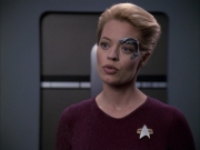 extant_StarTrek_VOY_6x17-SpiritFolk_02573.jpg