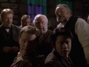 extant_StarTrek_VOY_6x17-SpiritFolk_02657.jpg