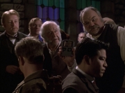extant_StarTrek_VOY_6x17-SpiritFolk_02663.jpg