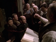 extant_StarTrek_VOY_6x17-SpiritFolk_02854.jpg