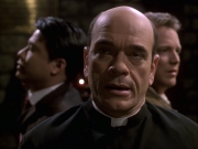 extant_StarTrek_VOY_6x17-SpiritFolk_02861.jpg