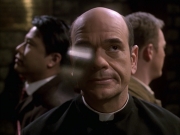 extant_StarTrek_VOY_6x17-SpiritFolk_02863.jpg