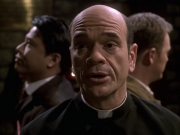 extant_StarTrek_VOY_6x17-SpiritFolk_02864.jpg