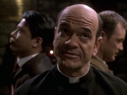 extant_StarTrek_VOY_6x17-SpiritFolk_02865.jpg