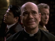 extant_StarTrek_VOY_6x17-SpiritFolk_02872.jpg