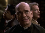 extant_StarTrek_VOY_6x17-SpiritFolk_02876.jpg