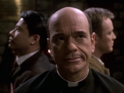 extant_StarTrek_VOY_6x17-SpiritFolk_02880.jpg