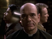 extant_StarTrek_VOY_6x17-SpiritFolk_02881.jpg