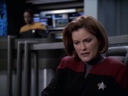 extant_StarTrek_VOY_6x17-SpiritFolk_02889.jpg