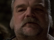extant_StarTrek_VOY_6x17-SpiritFolk_02895.jpg